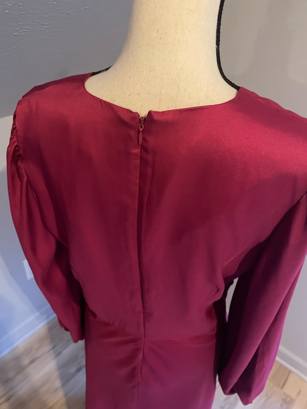 Banana Republic Satin Column Midi Dress Size 12 Berry Long Sleeve Cocktail - Picture 7 of 10